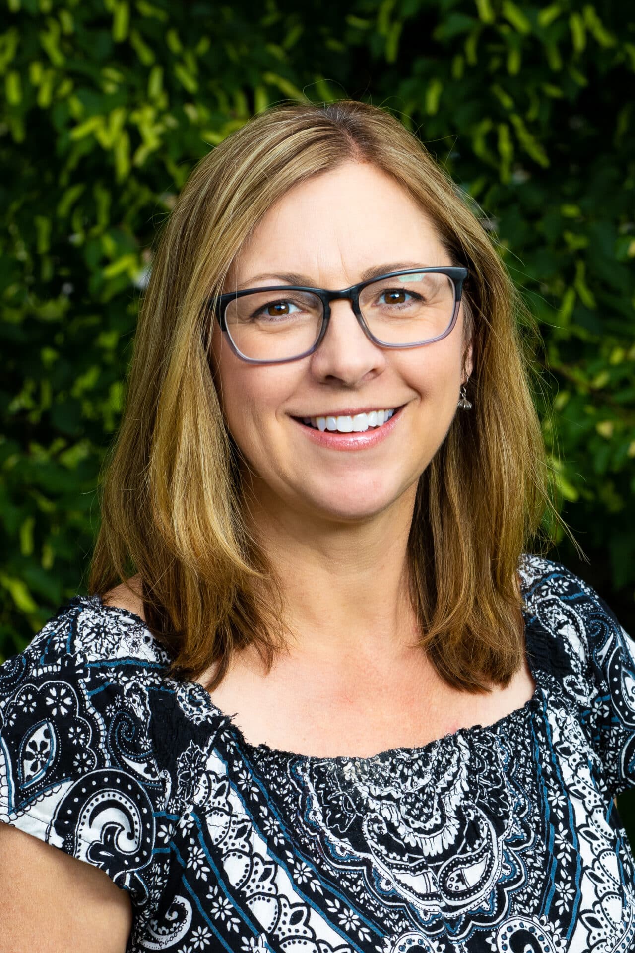 Laura Charlier headshot