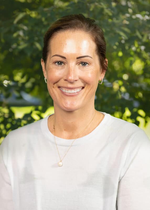Laura Unrein headshot