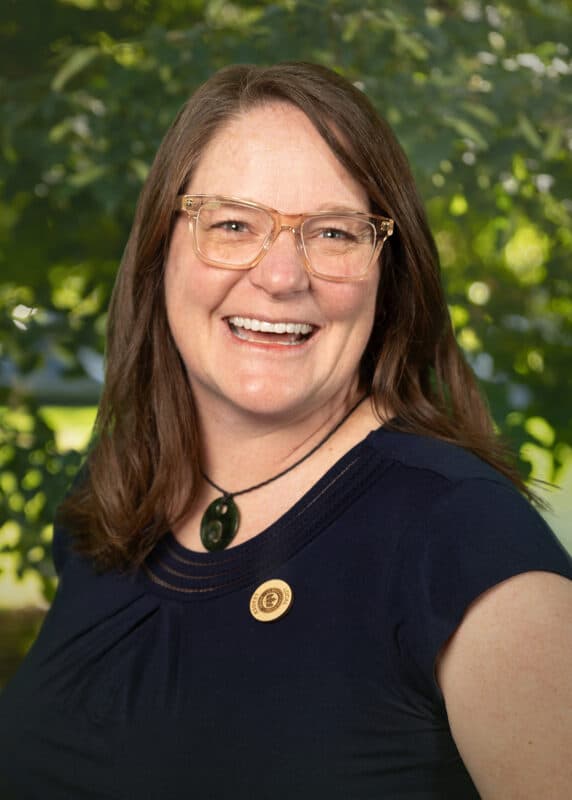 Farah Wissinger headshot