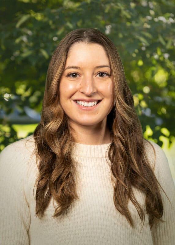 Emily Schwartz headshot