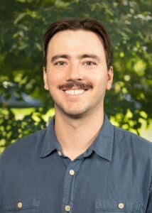 Alec Bronson headshot