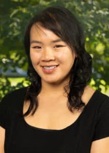 Andrea Hoang headshot