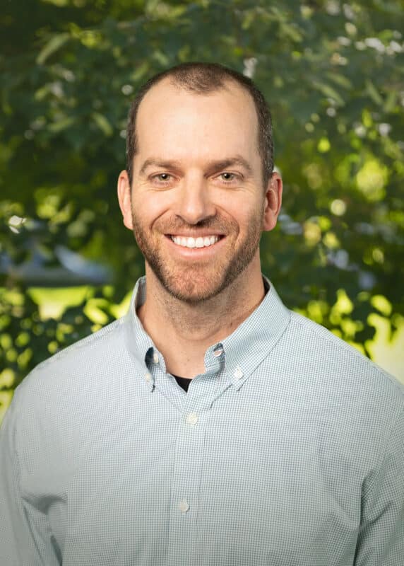 Danny Kalb headshot